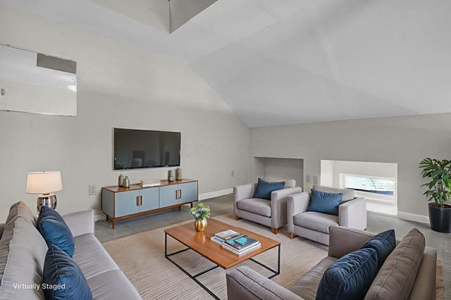 93 W King Avenue, Columbus, OH 43201