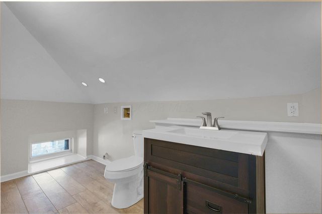 93 W King Avenue, Columbus, OH 43201