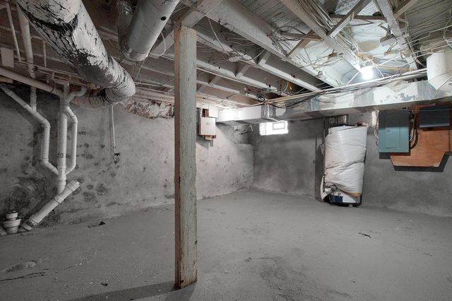 93 W King Avenue, Columbus, OH 43201