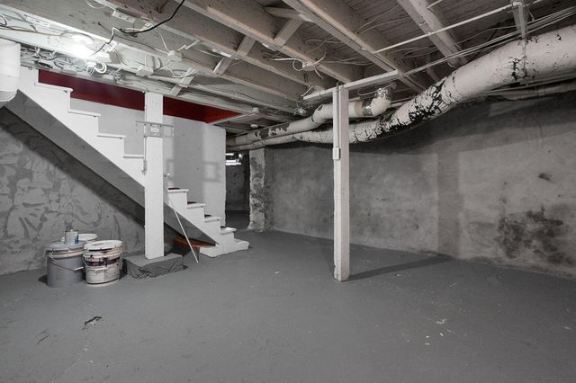 93 W King Avenue, Columbus, OH 43201