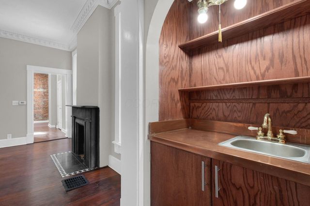 93 W King Avenue, Columbus, OH 43201