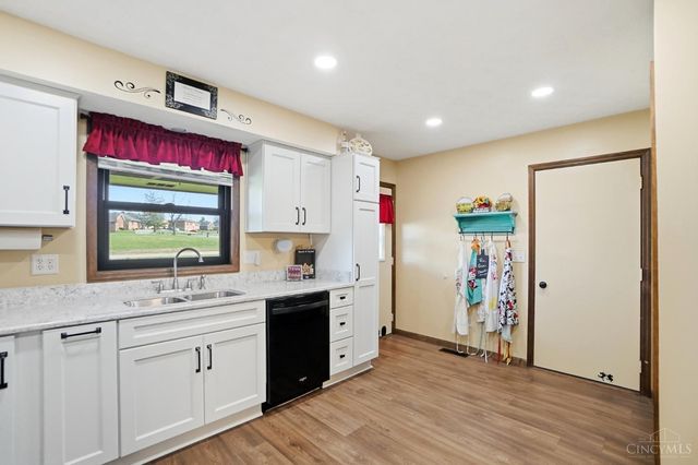 2312 Bevington Lane, Hamilton, OH 45013