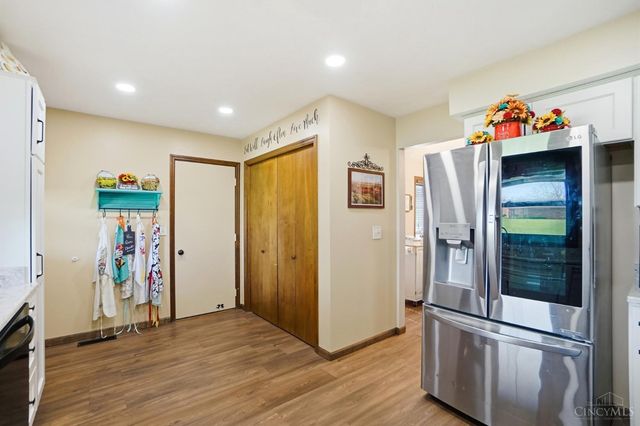 2312 Bevington Lane, Hamilton, OH 45013