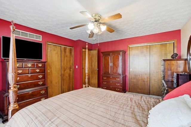 2312 Bevington Lane, Hamilton, OH 45013