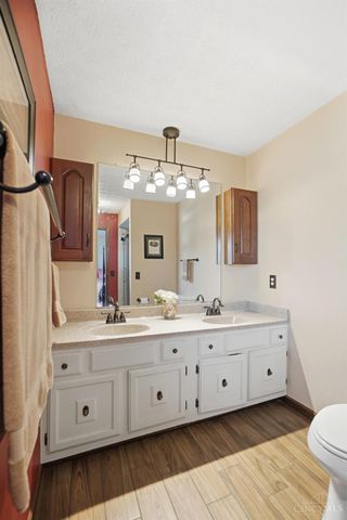 2312 Bevington Lane, Hamilton, OH 45013