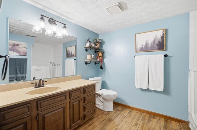 2312 Bevington Lane, Hamilton, OH 45013