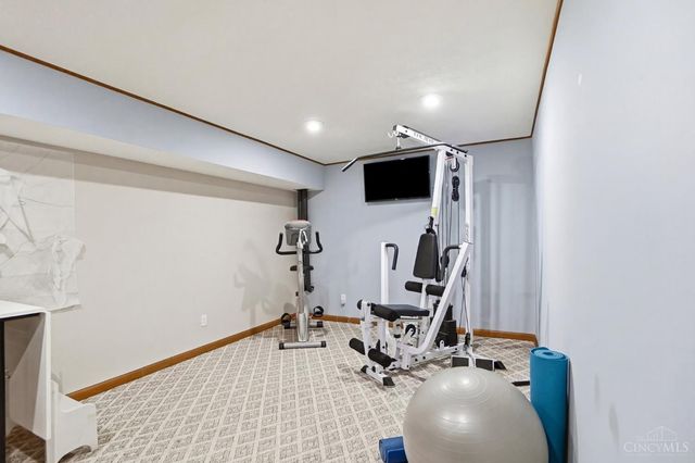 2312 Bevington Lane, Hamilton, OH 45013