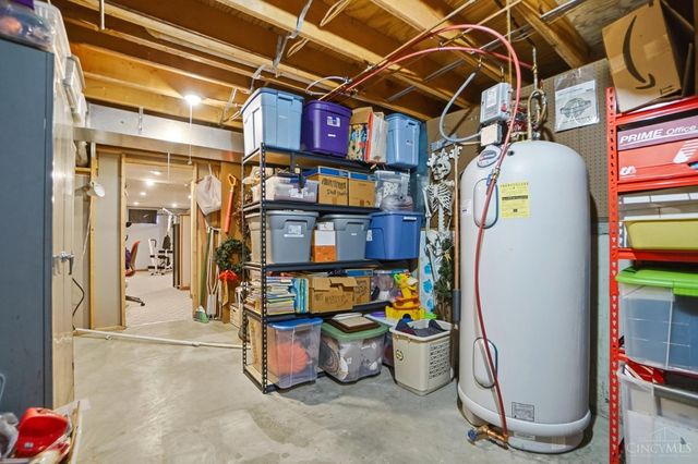 2312 Bevington Lane, Hamilton, OH 45013