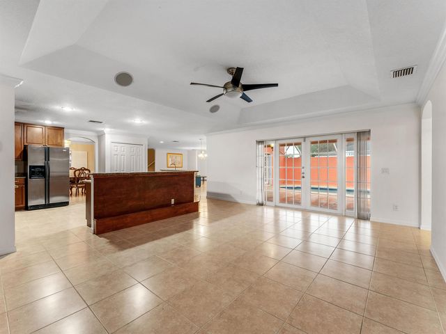 430 SE Thanksgiving Avenue, Port St. Lucie, FL 34984