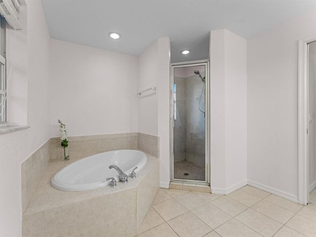 430 SE Thanksgiving Avenue, Port St. Lucie, FL 34984