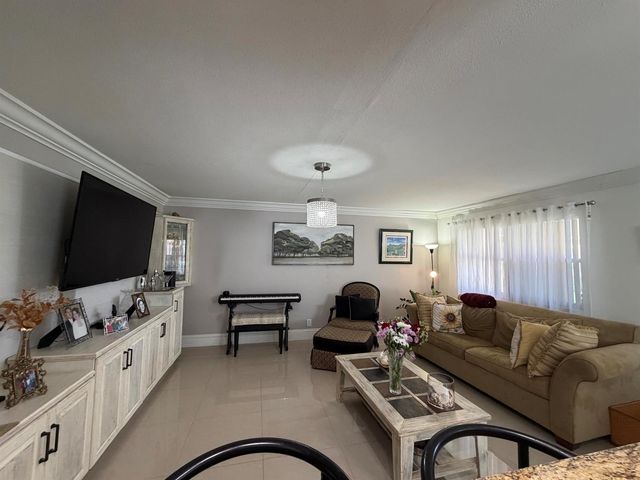 292 Brittany Avenue 292, Delray Beach, FL 33446