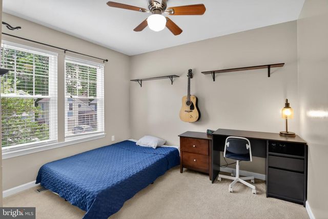 11969 HOLLY VIEW DR, Woodbridge, VA 22192