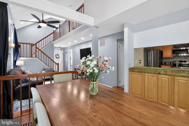 11969 HOLLY VIEW DR, Woodbridge, VA 22192