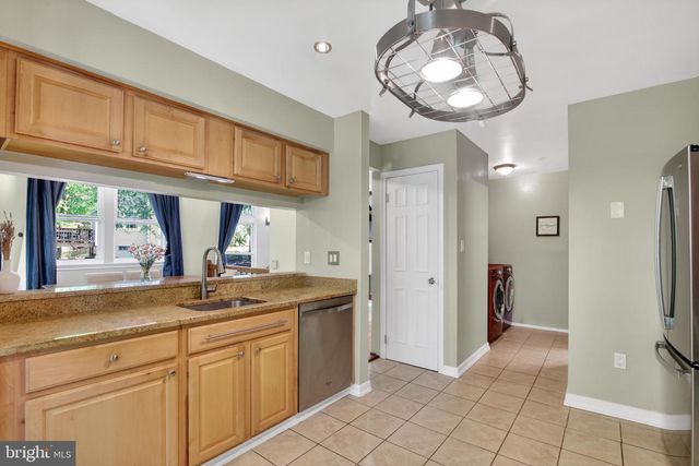 11969 HOLLY VIEW DR, Woodbridge, VA 22192