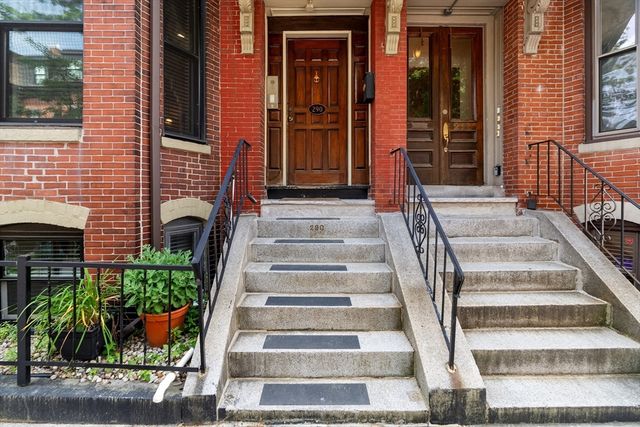 290 K St 2, Boston, MA 02127