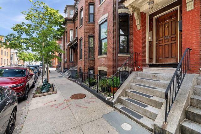 290 K St 2, Boston, MA 02127