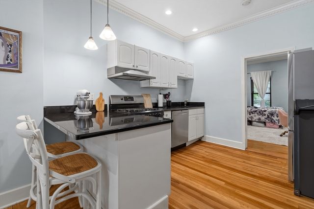 290 K St 2, Boston, MA 02127