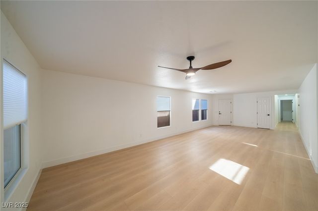 504 Lacabana Beach Drive, Las Vegas, NV 89138