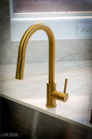 504 Lacabana Beach Drive, Las Vegas, NV 89138