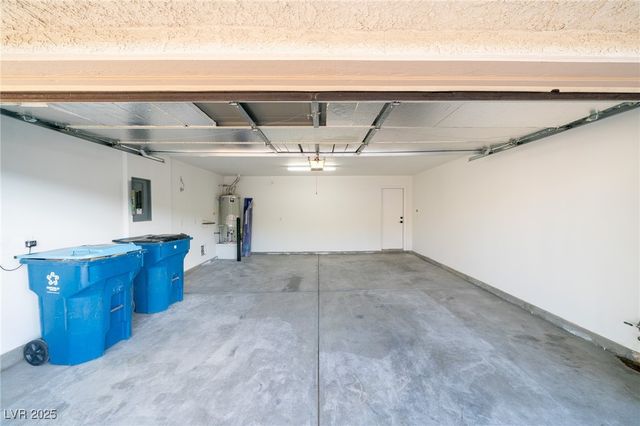 504 Lacabana Beach Drive, Las Vegas, NV 89138