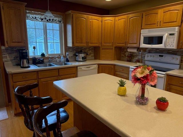 107 9th Street SE, Freeport, MN 56331