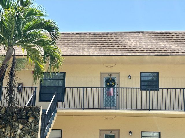 200 Gate Road 202, Hollywood, FL 33024