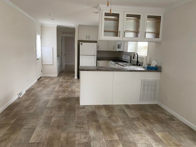 13 Second Street, Exeter, NH 03833