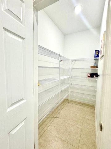 11821 FOUNDERS STREET, Orlando, FL 32832