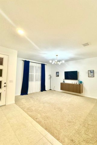 11821 FOUNDERS STREET, Orlando, FL 32832