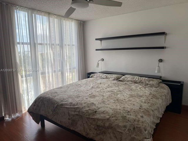 17011 N Bay Road 709, Sunny Isles Beach, FL 33160