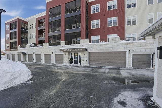 15 Revolution Way 2205, Canton, MA 02021