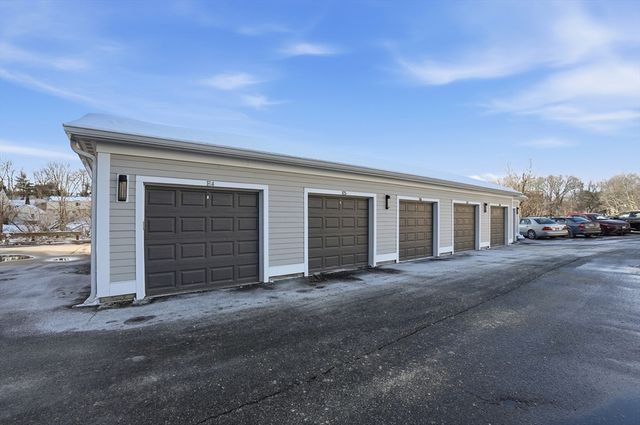 15 Revolution Way 2205, Canton, MA 02021