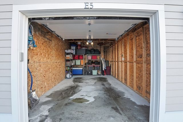 15 Revolution Way 2205, Canton, MA 02021