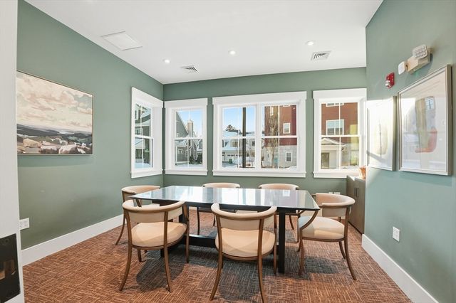 15 Revolution Way 2205, Canton, MA 02021