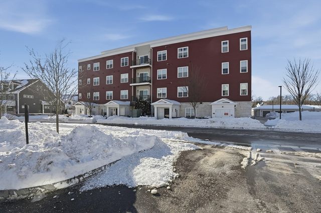 15 Revolution Way 2205, Canton, MA 02021