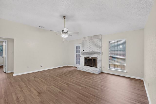 2933 Lawndale Drive, Lancaster, TX 75134