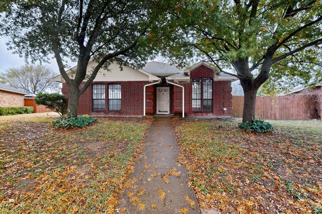 2933 Lawndale Drive, Lancaster, TX 75134