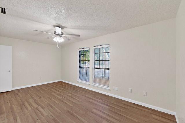 2933 Lawndale Drive, Lancaster, TX 75134