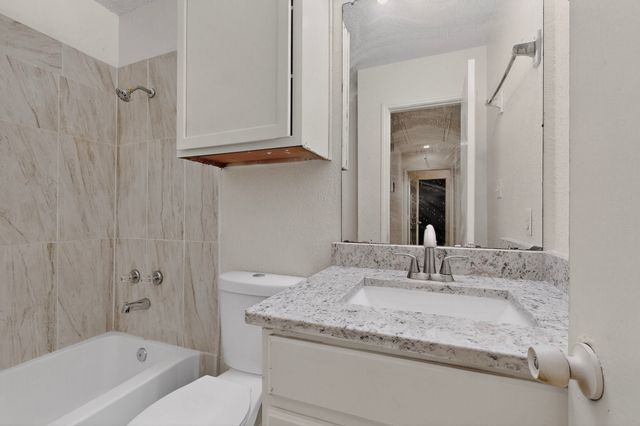 2933 Lawndale Drive, Lancaster, TX 75134