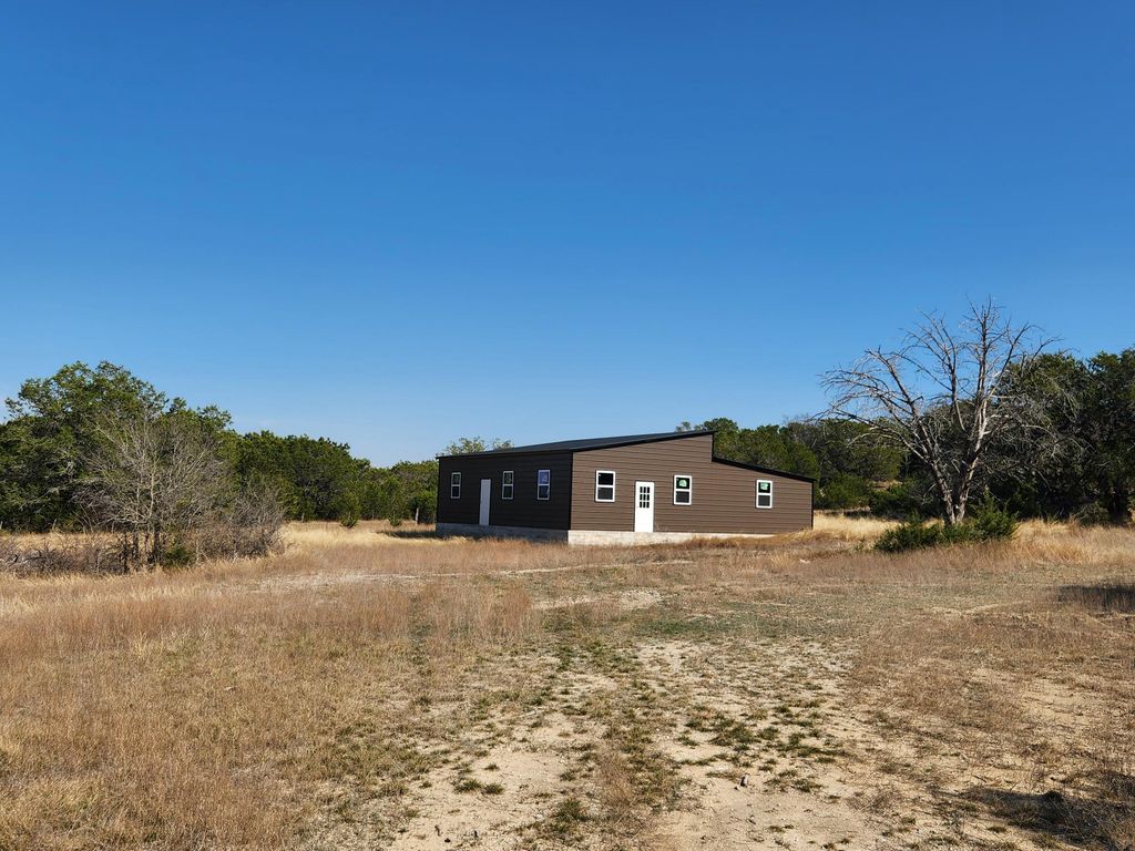 104 Riparian Elm RD, Burnet, TX 78611