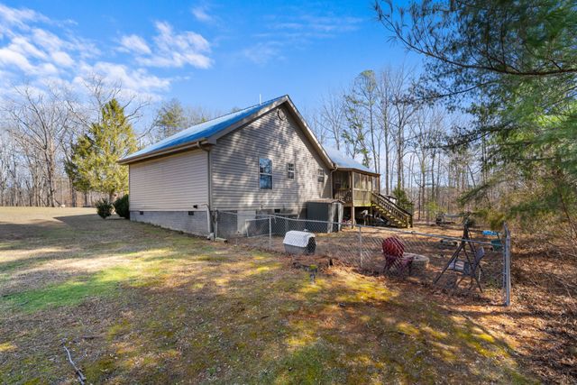 124 Brown Ln, Tracy City, TN 37387