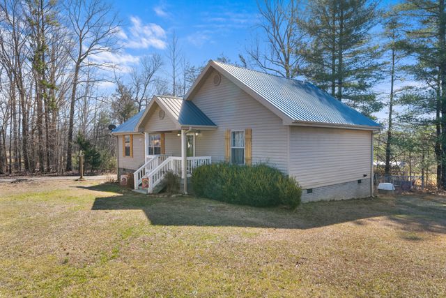 124 Brown Ln, Tracy City, TN 37387