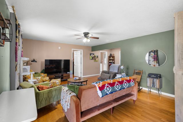 124 Brown Ln, Tracy City, TN 37387