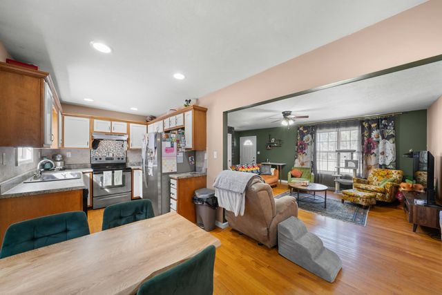 124 Brown Ln, Tracy City, TN 37387