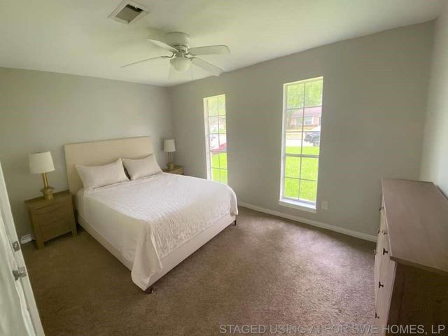 16631 Blackhawk Boulevard, Friendswood, TX 77546