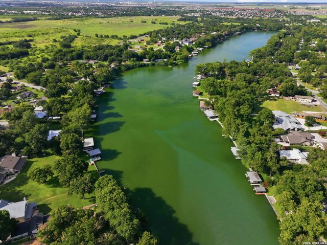758 Carl Dr, New Braunfels, TX 78130
