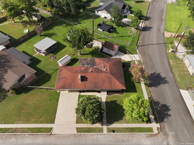 758 Carl Dr, New Braunfels, TX 78130