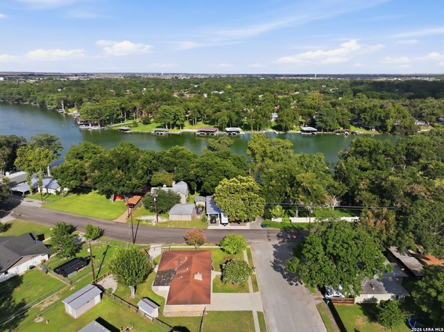 758 Carl Dr, New Braunfels, TX 78130