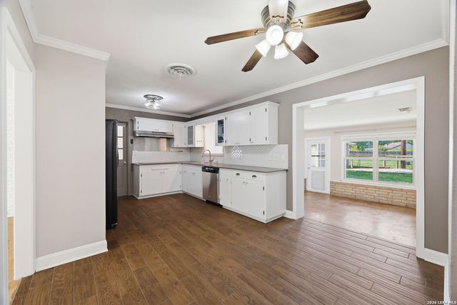 758 Carl Dr, New Braunfels, TX 78130