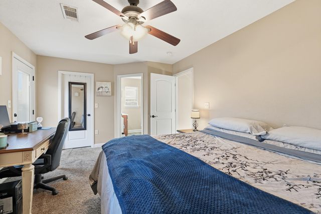 702 N Cedar St, Morrilton, AR 72110